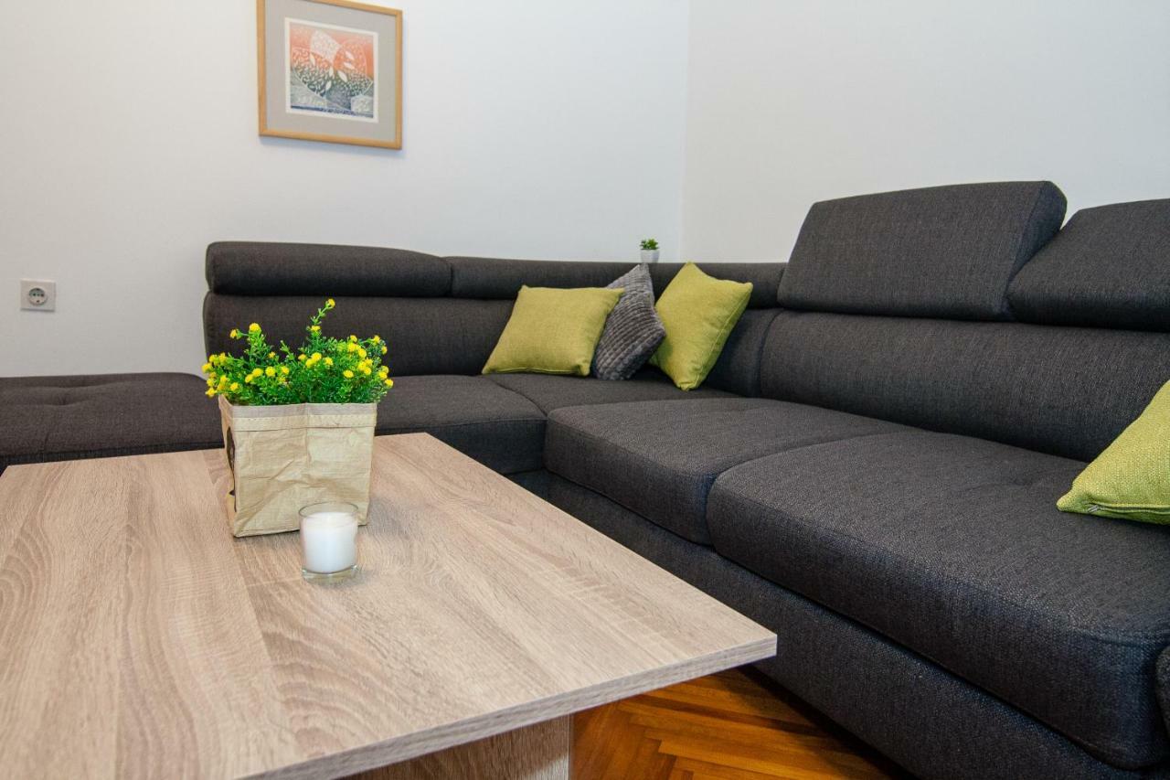 New Renovated Apartment 15 Min From Beach On Foot Pula Extérieur photo